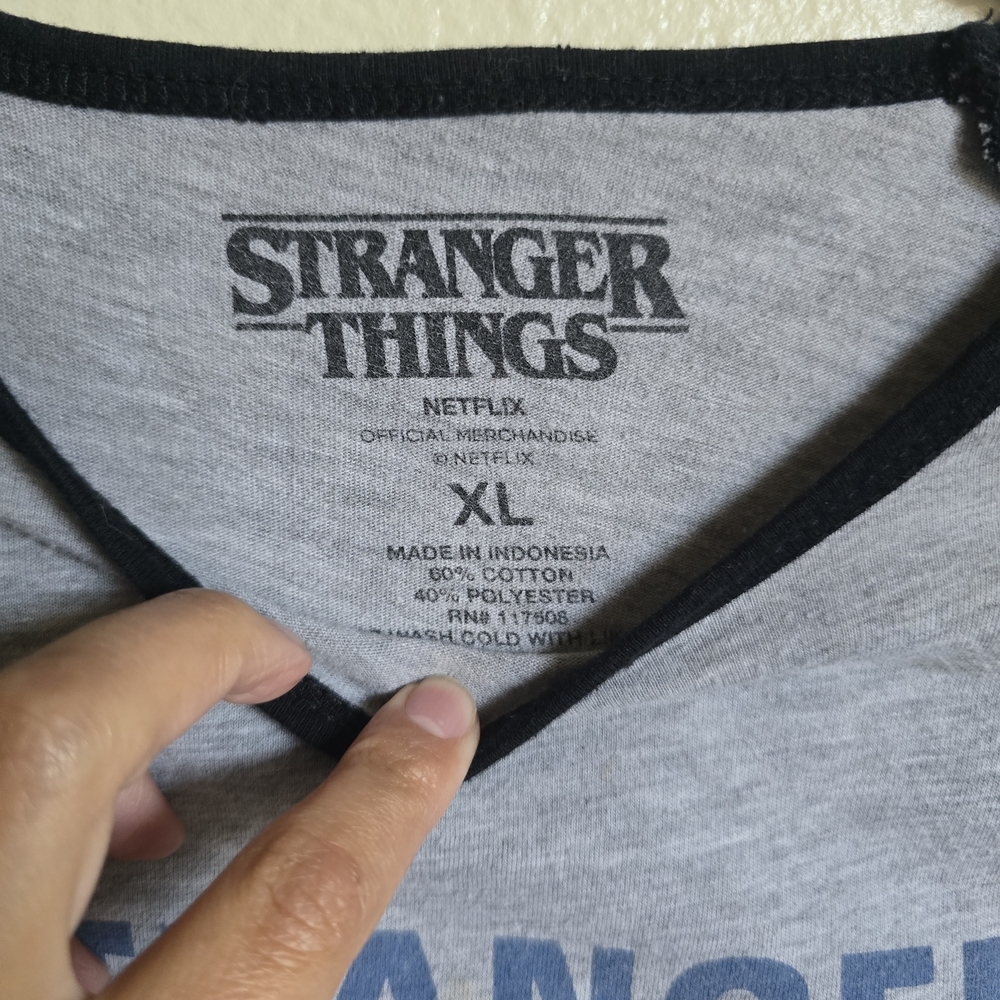 Netflix Stranger Things Baseball Tee Size Youth XL - Picture 2 of 5